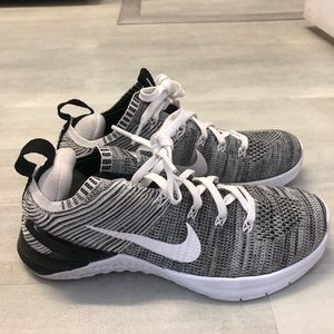 Nike metcon weightlighting and HIIT shoe